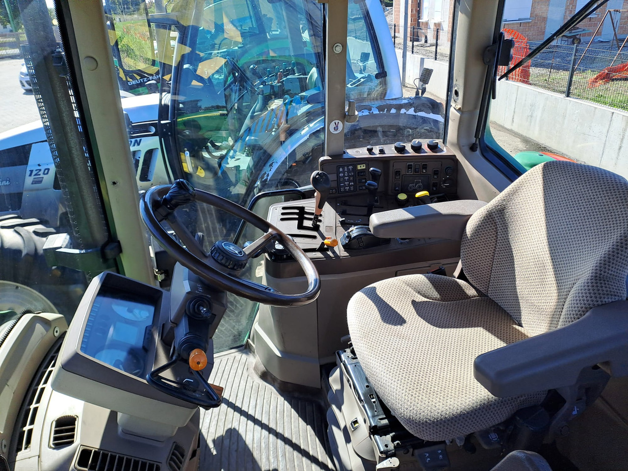 JOHN DEERE 6920 S - Traktor: billede 5 JOHN DEERE 6920 S - Traktor: billede 5