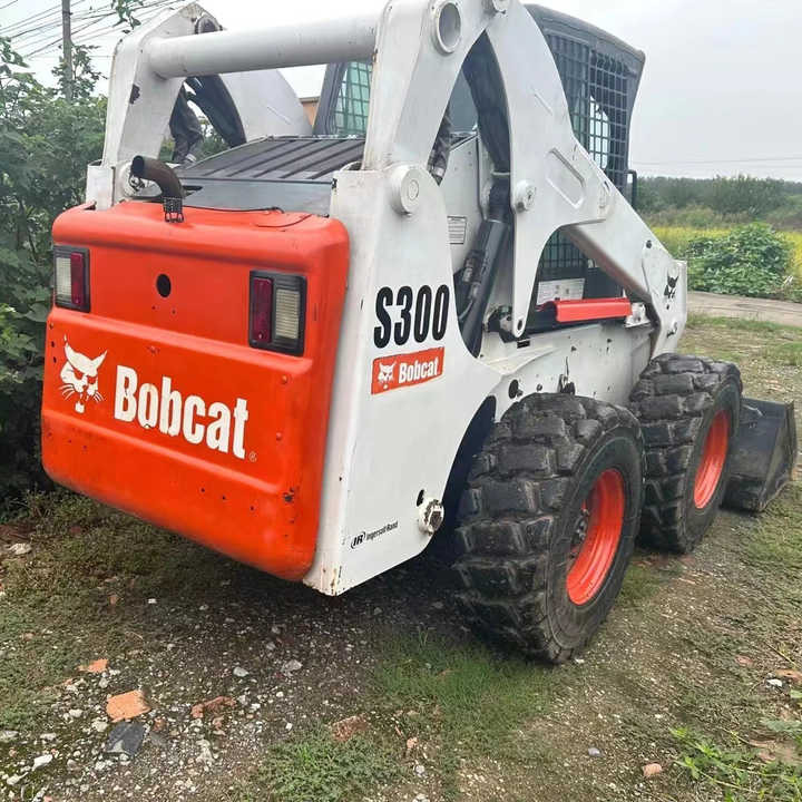 100%Ready Bobcat S300 Well Sold Most Famous Brand High Quality Bobcat S300 Skid Steer Loader for Sale - Skridstyret minilæsser: billede 5 100%Ready Bobcat S300 Well Sold Most Famous Brand High Quality Bobcat S300 Skid Steer Loader for Sale - Skridstyret minilæsser: billede 5