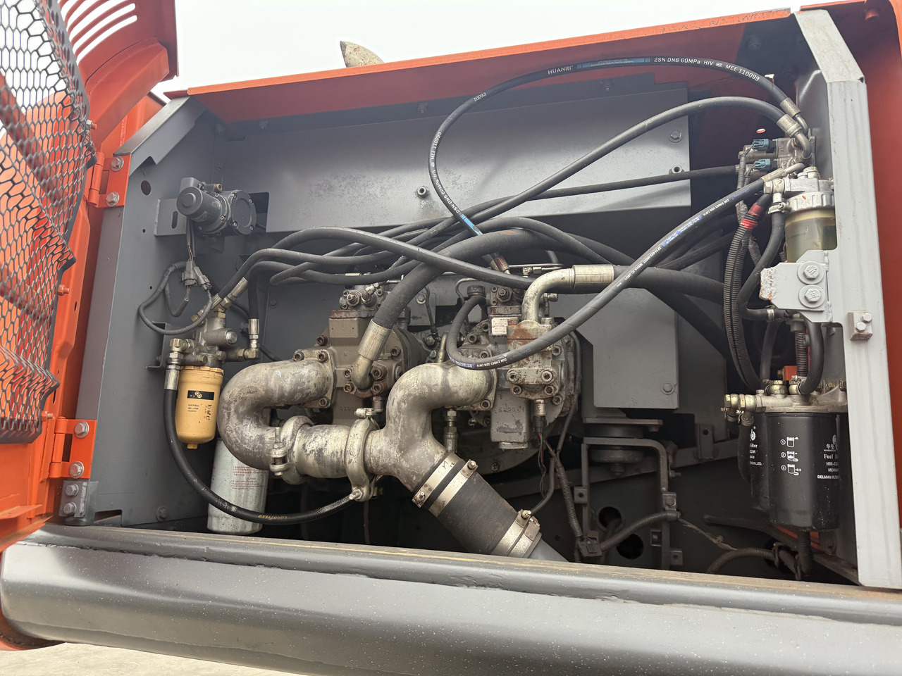 Bæltegravemaskine HITACHI used hitachi 350-5g excavator: billede 22 Bæltegravemaskine HITACHI used hitachi 350-5g excavator: billede 22