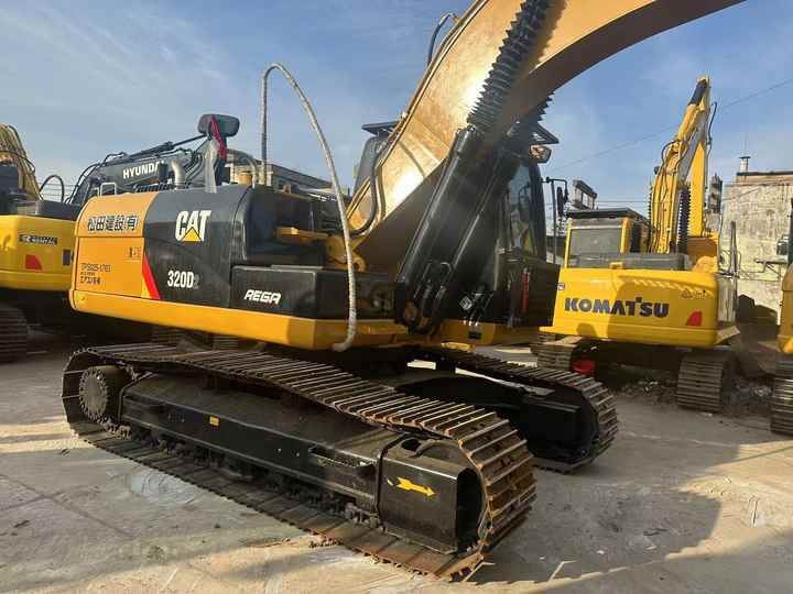 Second Hand Excavator 320D Used Low Price Caterpillar CAT 312D 315D 320D 325D in Good Condition - Bæltegravemaskine: billede 4 Second Hand Excavator 320D Used Low Price Caterpillar CAT 312D 315D 320D 325D in Good Condition - Bæltegravemaskine: billede 4