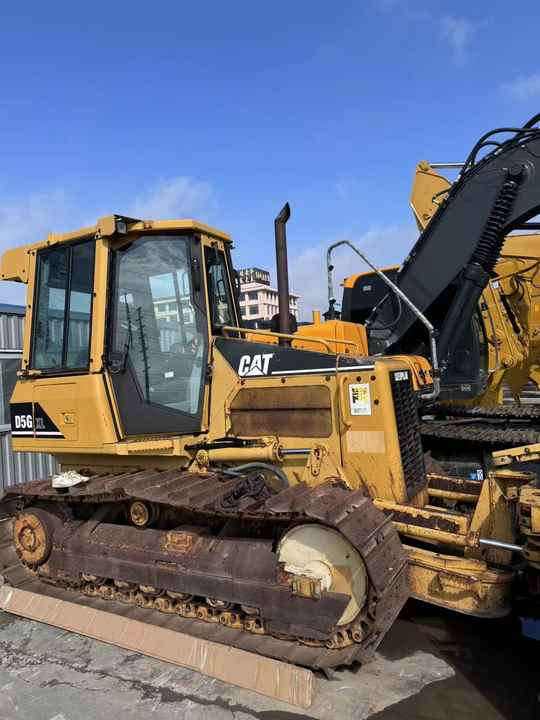 Used Cat D5G Crawler Bulldozer Original CAT Brand Bulldozer Second Hand Cat D5H D5 D5C D5N D5M LGP Dozer for Sale - Bulldozer: billede 2 Used Cat D5G Crawler Bulldozer Original CAT Brand Bulldozer Second Hand Cat D5H D5 D5C D5N D5M LGP Dozer for Sale - Bulldozer: billede 2