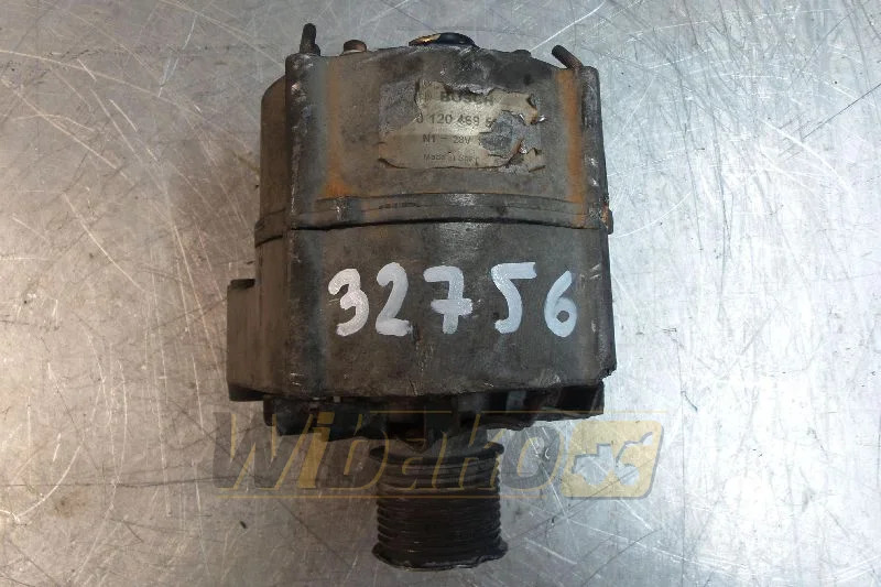 Bosch 01204695** - Generator for Entreprenørmaskin: billede 1 Bosch 01204695** - Generator for Entreprenørmaskin: billede 1