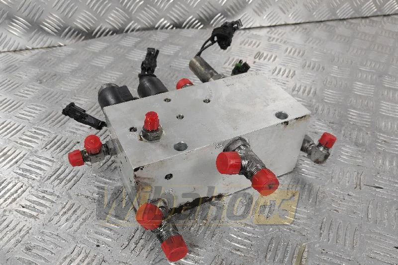 Case 721C 198998A4 - Hydraulisk ventil for Entreprenørmaskin: billede 1 Case 721C 198998A4 - Hydraulisk ventil for Entreprenørmaskin: billede 1