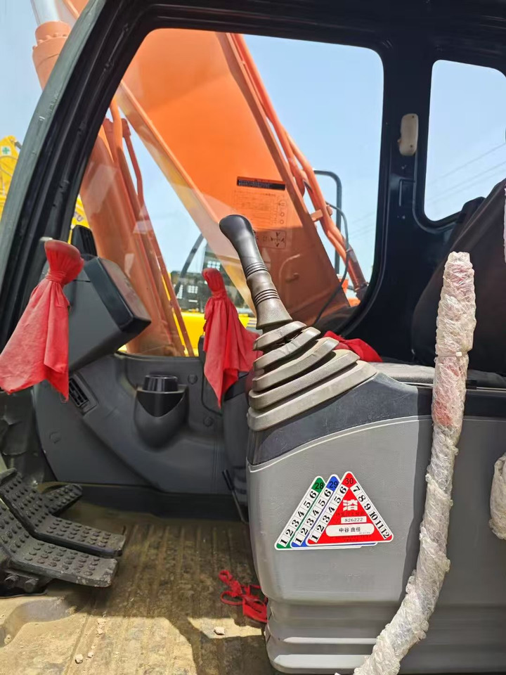 HITACHI ZAXIS 160 - Bæltegravemaskine: billede 4 HITACHI ZAXIS 160 - Bæltegravemaskine: billede 4