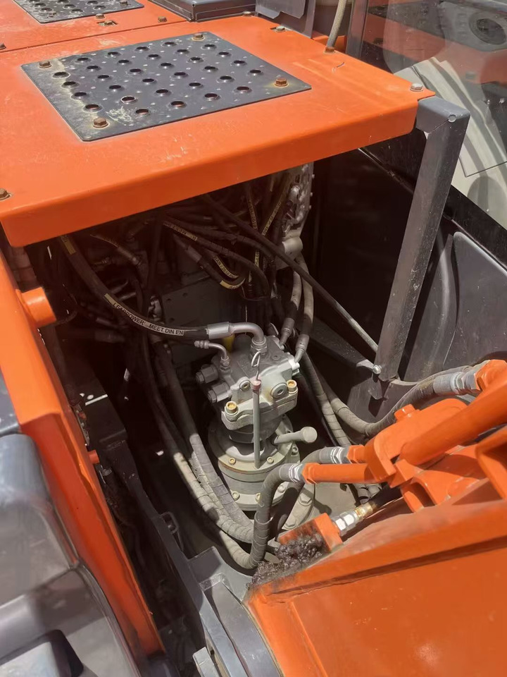HITACHI ZX130 - Bæltegravemaskine: billede 3 HITACHI ZX130 - Bæltegravemaskine: billede 3