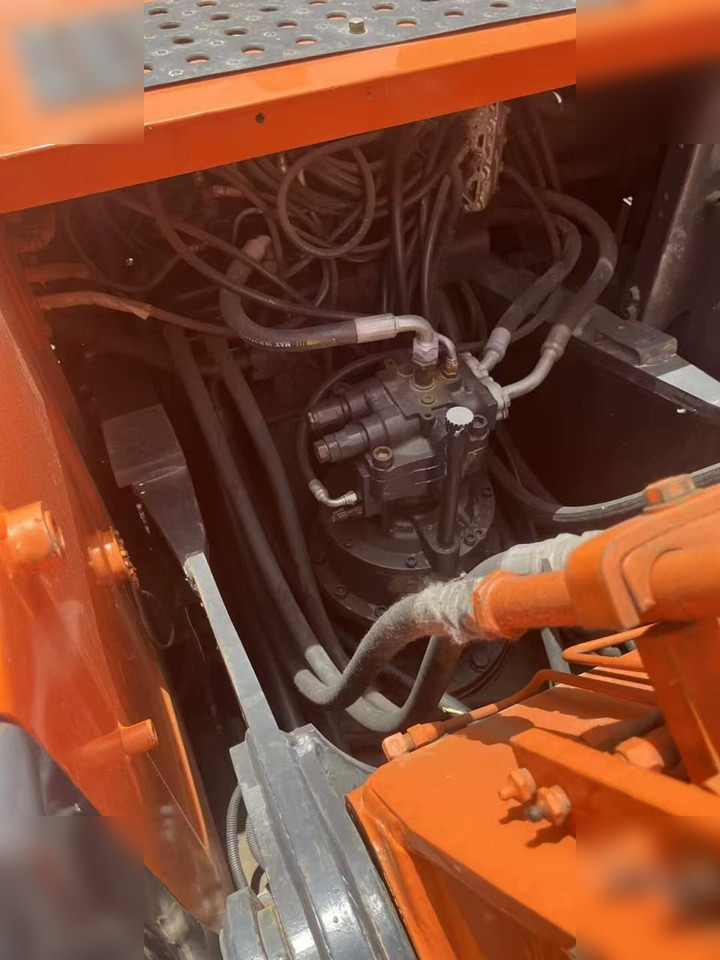 HITACHI ZX200 - Bæltegravemaskine: billede 4 HITACHI ZX200 - Bæltegravemaskine: billede 4