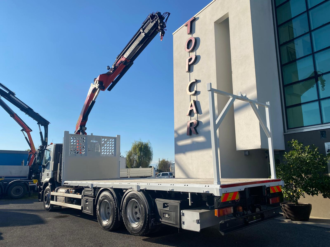IVECO AD260S36 - Lastbil med kran: billede 4 IVECO AD260S36 - Lastbil med kran: billede 4
