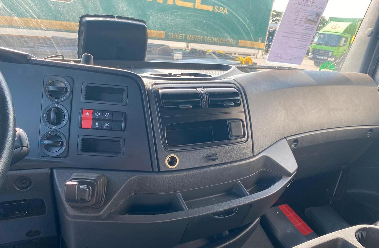 Leje en MERCEDES 816 ATEGO CASSONE E SPONDA 2018 EURO 6 MERCEDES 816 ATEGO CASSONE E SPONDA 2018 EURO 6: billede 9 Leje en MERCEDES 816 ATEGO CASSONE E SPONDA 2018 EURO 6 MERCEDES 816 ATEGO CASSONE E SPONDA 2018 EURO 6: billede 9