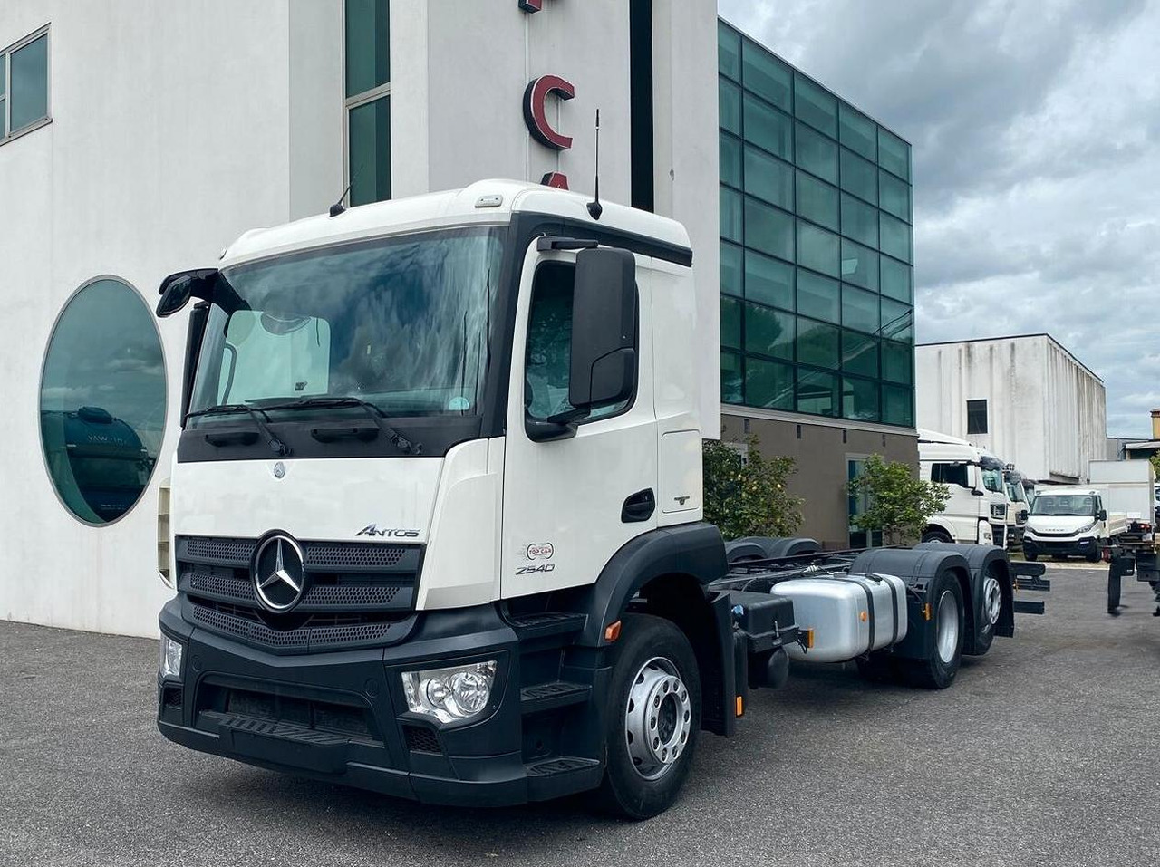 MERCEDES ANTOS 25.40 MOTRICE 3 ASSI TELAIO - Lastbil chassis: billede 2 MERCEDES ANTOS 25.40 MOTRICE 3 ASSI TELAIO - Lastbil chassis: billede 2