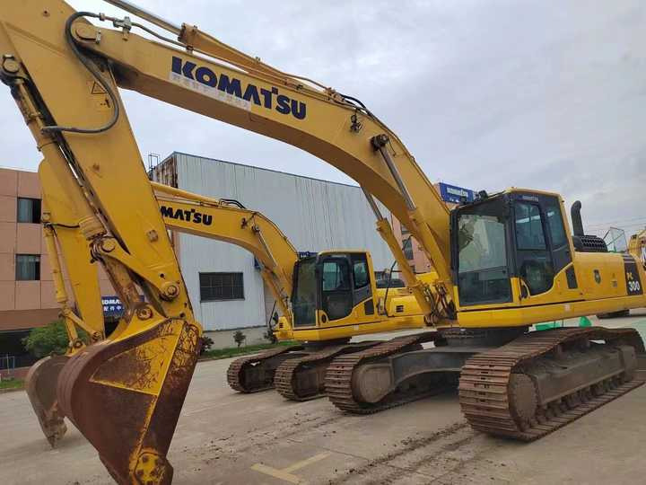Used Good Quality Japan Original PC300-8 in Good Condition PC300-8 Komatsu - Bæltegravemaskine: billede 4 Used Good Quality Japan Original PC300-8 in Good Condition PC300-8 Komatsu - Bæltegravemaskine: billede 4