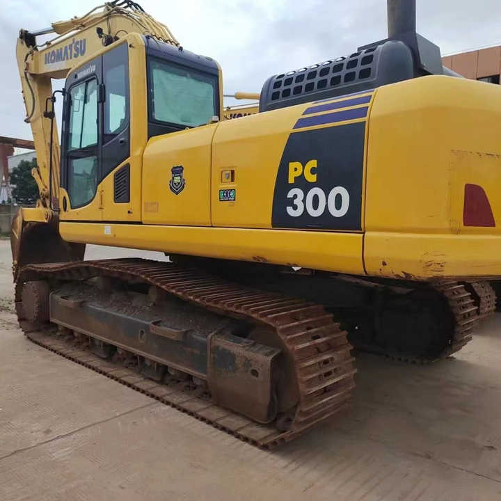 Used Good Quality Japan Original PC300-8 in Good Condition PC300-8 Komatsu - Bæltegravemaskine: billede 1 Used Good Quality Japan Original PC300-8 in Good Condition PC300-8 Komatsu - Bæltegravemaskine: billede 1