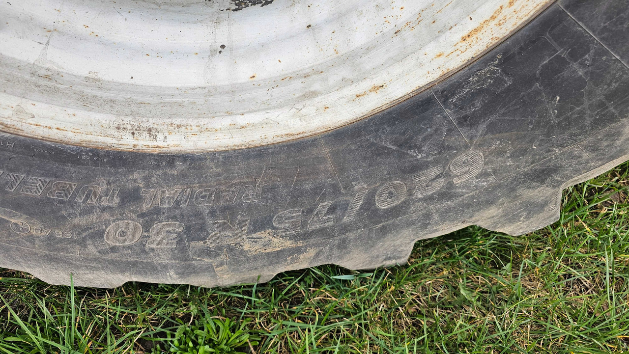 Komplet koło kombajn Deutz Fahr Topliner 620/75 R30 - Dæk for Landbrugsmaskine: billede 2 Komplet koło kombajn Deutz Fahr Topliner 620/75 R30 - Dæk for Landbrugsmaskine: billede 2