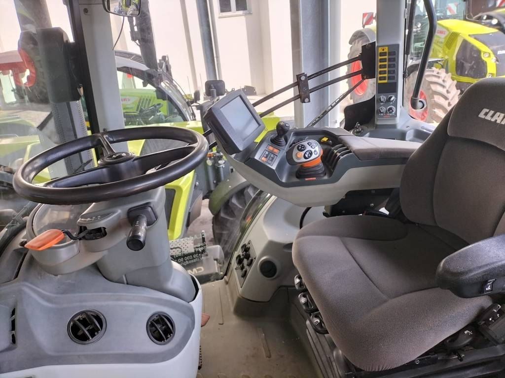 Traktor Claas Axion 950 Cmatic: billede 9