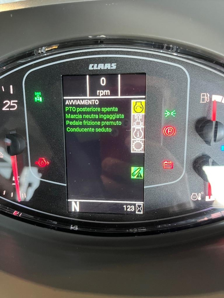 Claas Axos 3.105 - Traktor: billede 3 Claas Axos 3.105 - Traktor: billede 3