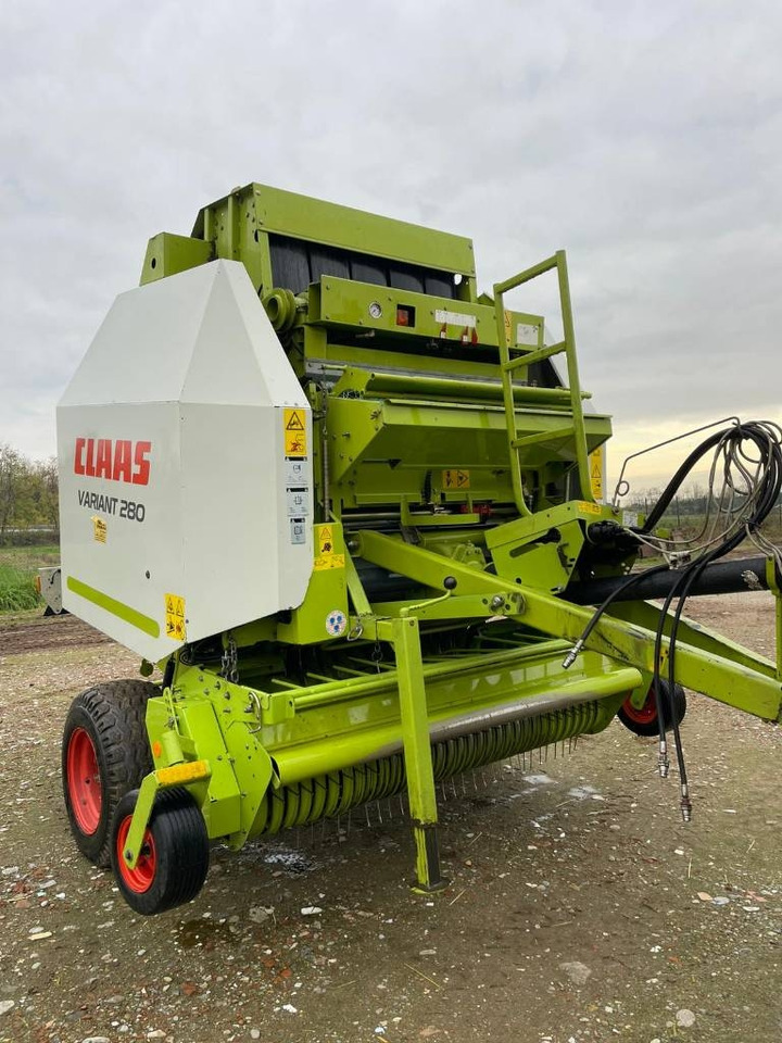 Claas Variant 280 - Rundballepresse: billede 1 Claas Variant 280 - Rundballepresse: billede 1