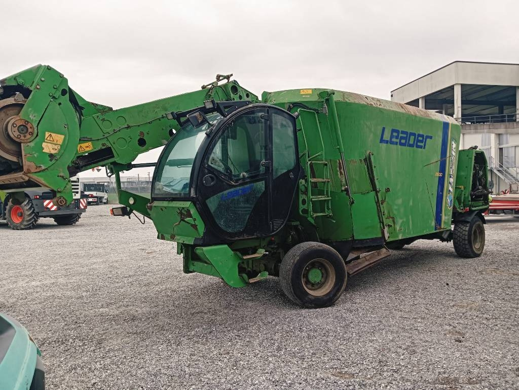 Faresin LEADER 2600 - Fuldfoderblander: billede 1 Faresin LEADER 2600 - Fuldfoderblander: billede 1