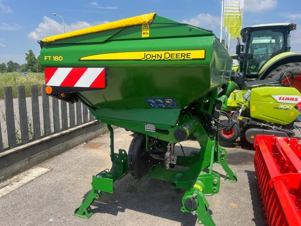 John Deere FT 180 - Gødningsspreder: billede 2 John Deere FT 180 - Gødningsspreder: billede 2