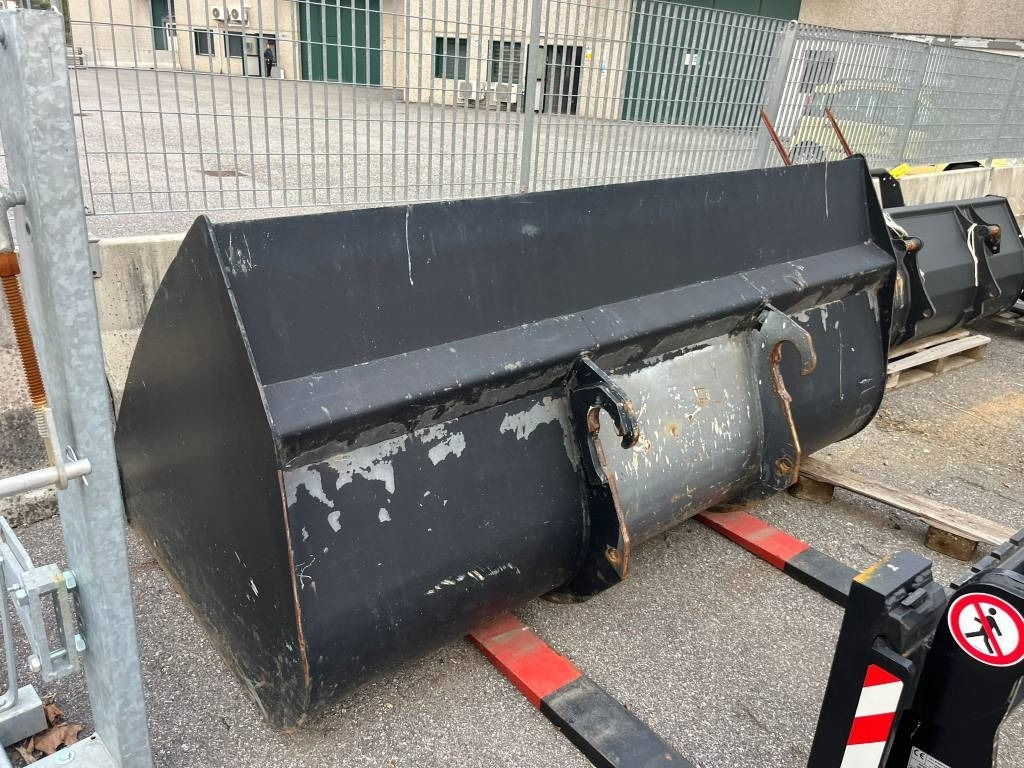 New Holland LM 430 - Teleskop truck: billede 5 New Holland LM 430 - Teleskop truck: billede 5