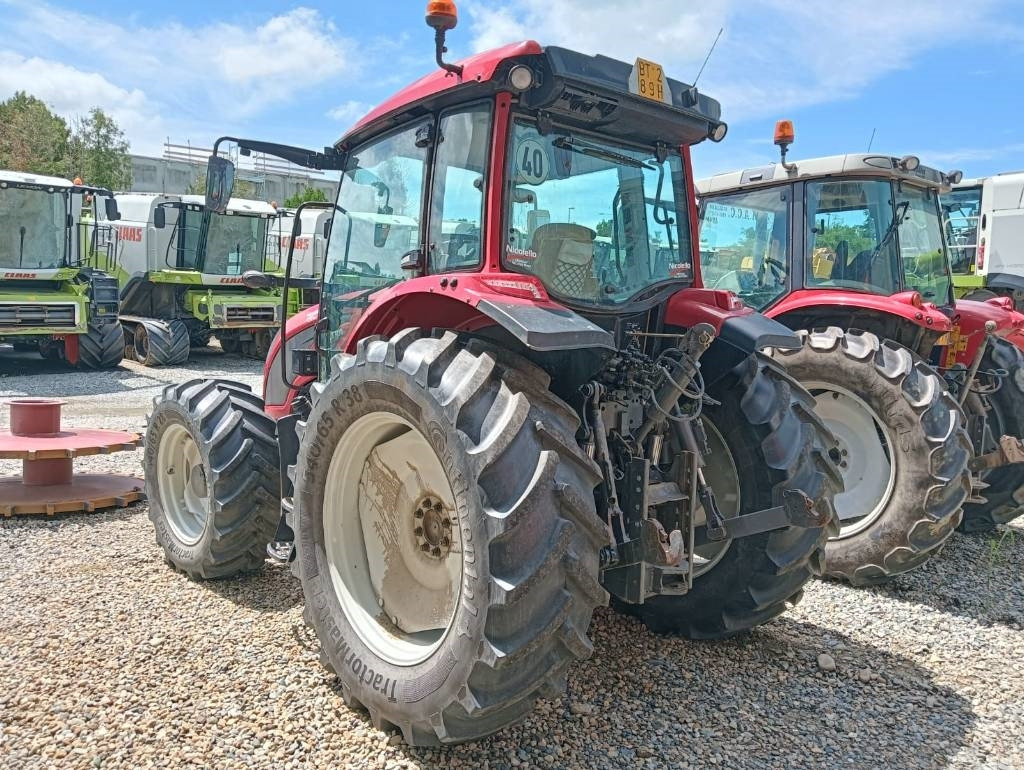 Valtra A 114 - Traktor: billede 4 Valtra A 114 - Traktor: billede 4