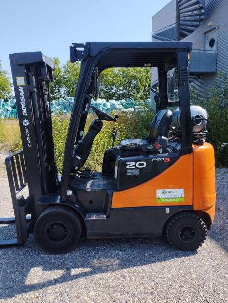 Doosan Chariot élévateur fenwick 2t gaz DOOSAN fenwick - Gas gaffeltruck: billede 1 Doosan Chariot élévateur fenwick 2t gaz DOOSAN fenwick - Gas gaffeltruck: billede 1