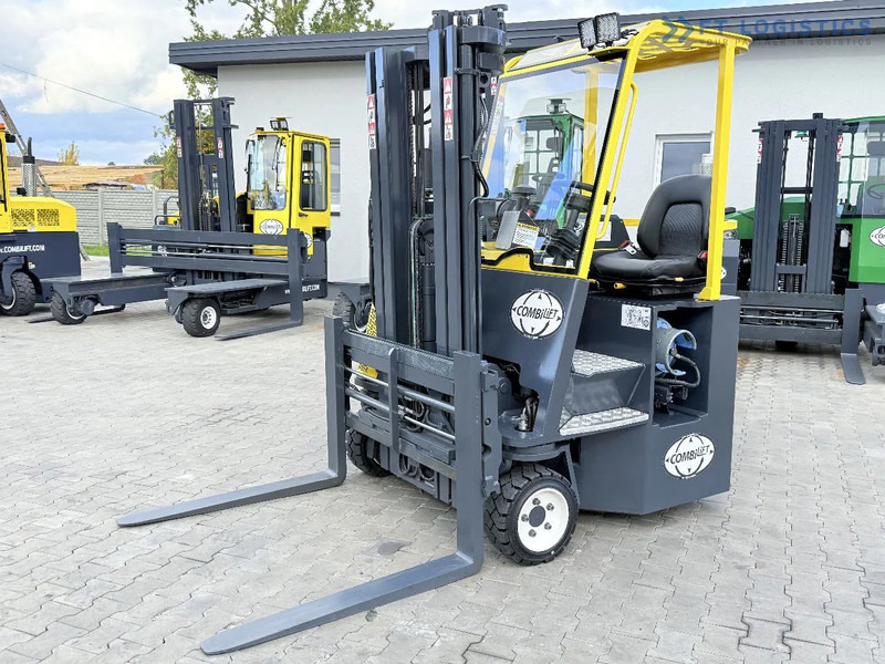Combilift C3000CB / GAS / TRIPLEX 4900MM / FREE LIFT / FORK POSITIONER / SIDE SHIFT / EXCELLENT CONDITION / Wide range of four-way and sid - Firevejs reach truck: billede 5 Combilift C3000CB / GAS / TRIPLEX 4900MM / FREE LIFT / FORK POSITIONER / SIDE SHIFT / EXCELLENT CONDITION / Wide range of four-way and sid - Firevejs reach truck: billede 5