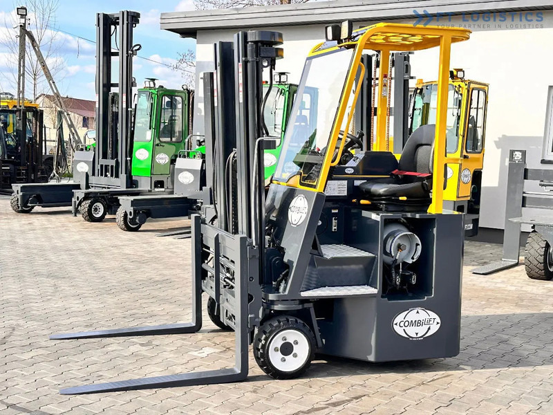 Combilift C3000CB / LPG / TRIPLEX / 4900MM / FREE LIFT / POSITIONER / LIKE NEW C3000CB / LPG / TRIPLEX / 4900MM / FREE LIFT / POSITIONER / - Firevejs reach truck: billede 3 Combilift C3000CB / LPG / TRIPLEX / 4900MM / FREE LIFT / POSITIONER / LIKE NEW C3000CB / LPG / TRIPLEX / 4900MM / FREE LIFT / POSITIONER / - Firevejs reach truck: billede 3