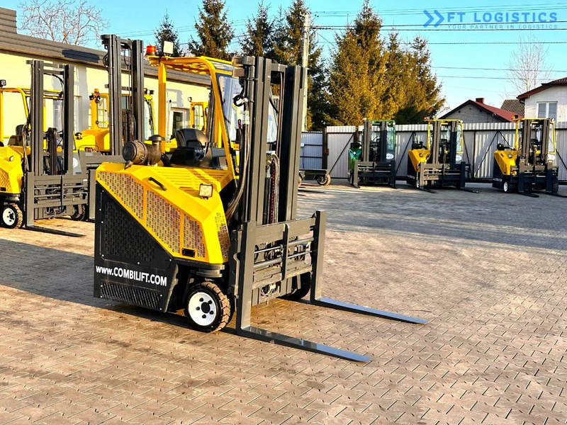 Combilift C3000CB / LPG / TRIPLEX - 4900MM / LPG / FREE LIFT / FORK POSITIONER C3000CB / LPG / TRIPLEX - 4900MM / LPG / FREE LIFT / FORK P - Firevejs reach truck: billede 5 Combilift C3000CB / LPG / TRIPLEX - 4900MM / LPG / FREE LIFT / FORK POSITIONER C3000CB / LPG / TRIPLEX - 4900MM / LPG / FREE LIFT / FORK P - Firevejs reach truck: billede 5