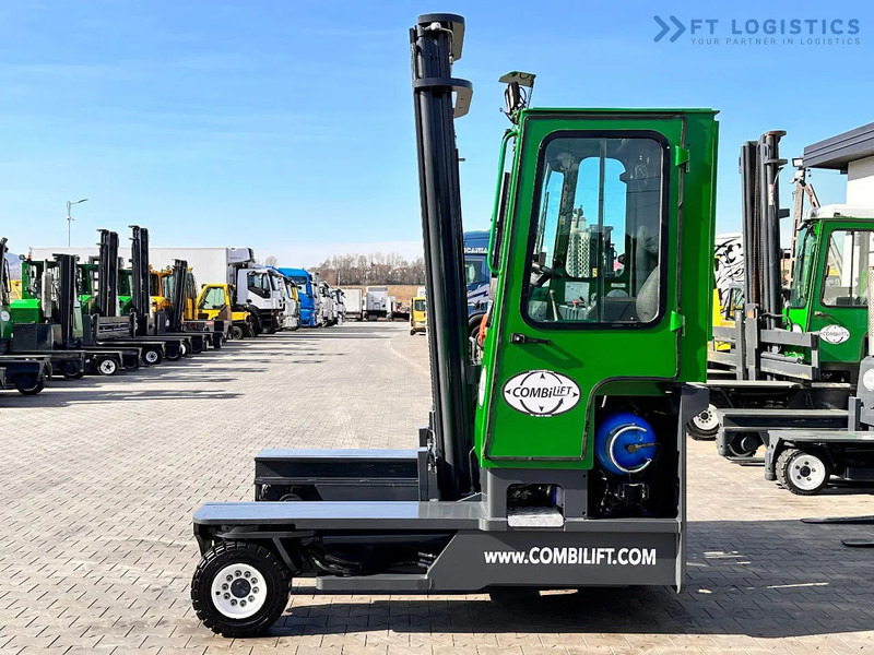 Combilift C4000 / LPG / DUPLEX / 4500MM / FREE LIFT / LIKE NEW C4000 / LPG / DUPLEX / 4500MM / FREE LIFT / LIKE NEW - Firevejs reach truck: billede 3 Combilift C4000 / LPG / DUPLEX / 4500MM / FREE LIFT / LIKE NEW C4000 / LPG / DUPLEX / 4500MM / FREE LIFT / LIKE NEW - Firevejs reach truck: billede 3