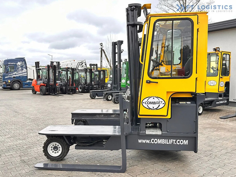 Combilift C4500 / DUPLEX / 4050MM / DIESEL / WIDE POSITIONER / FREE LIFT C4500 / DUPLEX / 4050MM / DIESEL / WIDE POSITIONER / FREE LIFT - Firevejs reach truck: billede 3 Combilift C4500 / DUPLEX / 4050MM / DIESEL / WIDE POSITIONER / FREE LIFT C4500 / DUPLEX / 4050MM / DIESEL / WIDE POSITIONER / FREE LIFT - Firevejs reach truck: billede 3
