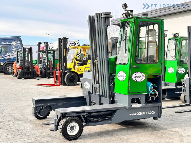 Combilift C4500 / LPG / TRIPLEX / 5500MM / FREE LIFT / HYDRAULIC FORK SHIFT / Like New C4500 / LPG / TRIPLEX / 5500MM / FREE LIFT / HYDRAU - Firevejs reach truck: billede 2 Combilift C4500 / LPG / TRIPLEX / 5500MM / FREE LIFT / HYDRAULIC FORK SHIFT / Like New C4500 / LPG / TRIPLEX / 5500MM / FREE LIFT / HYDRAU - Firevejs reach truck: billede 2