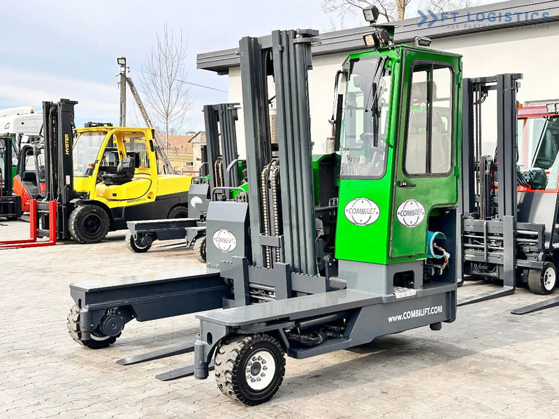 Combilift C4500 / LPG / TRIPLEX / 5500MM / FREE LIFT / HYDRAULIC FORK SHIFT / Like New C4500 / LPG / TRIPLEX / 5500MM / FREE LIFT / HYDRAU - Firevejs reach truck: billede 1 Combilift C4500 / LPG / TRIPLEX / 5500MM / FREE LIFT / HYDRAULIC FORK SHIFT / Like New C4500 / LPG / TRIPLEX / 5500MM / FREE LIFT / HYDRAU - Firevejs reach truck: billede 1