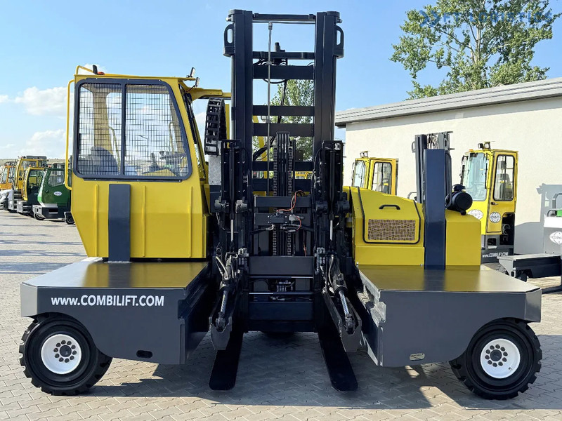 Combilift C6000SR / DUPLEX / 4200MM / LOAD CLAMP ON FORKS / FREE LIFT / DIESEL / POSITIONER / NEW TIRES / LIKE NEW / Wide range of four-wa - Firevejs reach truck: billede 3 Combilift C6000SR / DUPLEX / 4200MM / LOAD CLAMP ON FORKS / FREE LIFT / DIESEL / POSITIONER / NEW TIRES / LIKE NEW / Wide range of four-wa - Firevejs reach truck: billede 3