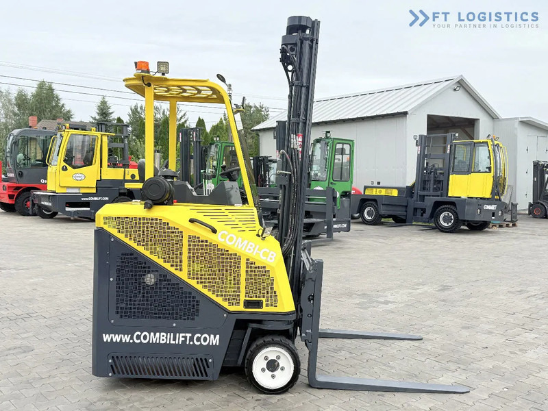 Combilift CB2500 / DUPLEX / 4100MM / DIESEL / FREE LIFT / FORK POSITIONER / SIDE SHIFT / LIKE NEW / Wide range of four-way and side loader - Firevejs reach truck: billede 5 Combilift CB2500 / DUPLEX / 4100MM / DIESEL / FREE LIFT / FORK POSITIONER / SIDE SHIFT / LIKE NEW / Wide range of four-way and side loader - Firevejs reach truck: billede 5