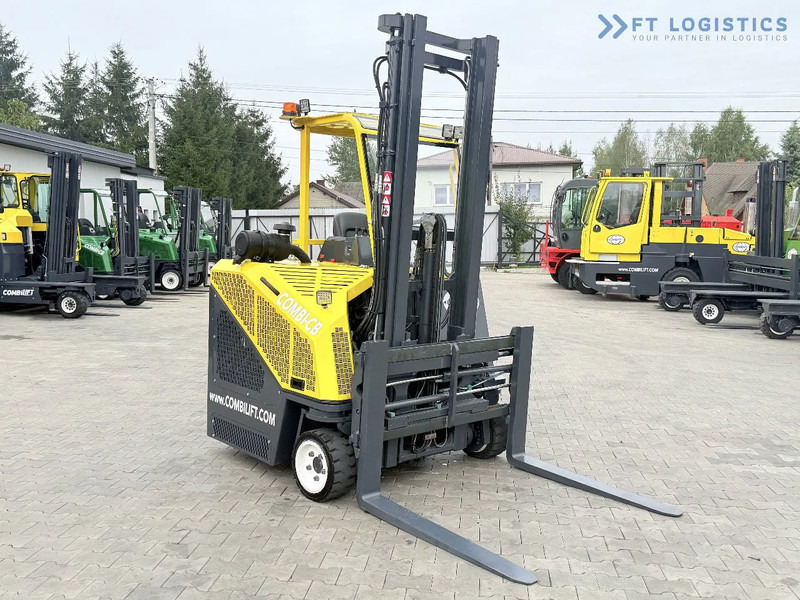 Combilift CB2500 / DUPLEX / 4100MM / DIESEL / FREE LIFT / FORK POSITIONER / SIDE SHIFT / LIKE NEW / Wide range of four-way and side loader - Firevejs reach truck: billede 4 Combilift CB2500 / DUPLEX / 4100MM / DIESEL / FREE LIFT / FORK POSITIONER / SIDE SHIFT / LIKE NEW / Wide range of four-way and side loader - Firevejs reach truck: billede 4