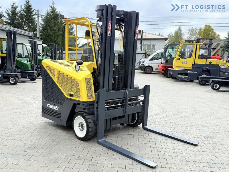 Combilift CB4000 / GAS / TRIPLEX 5200MM / FREE LIFT / FORK POSITIONER / SIDE SHIFT / EXCELLENT CONDITION / Wide range of four-way and side - Firevejs reach truck: billede 5 Combilift CB4000 / GAS / TRIPLEX 5200MM / FREE LIFT / FORK POSITIONER / SIDE SHIFT / EXCELLENT CONDITION / Wide range of four-way and side - Firevejs reach truck: billede 5