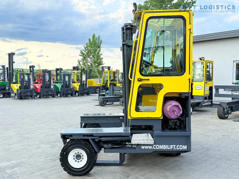 Combilift COMBILIFT C3000XL LARGE CABIN – DUPLEX 3200mm – Year 2015 – LPG – FREE LIFT – SIDESHIFT – CONDITION 5/5 COMBILIFT C3000XL LARGE - Firevejs reach truck: billede 2 Combilift COMBILIFT C3000XL LARGE CABIN – DUPLEX 3200mm – Year 2015 – LPG – FREE LIFT – SIDESHIFT – CONDITION 5/5 COMBILIFT C3000XL LARGE - Firevejs reach truck: billede 2