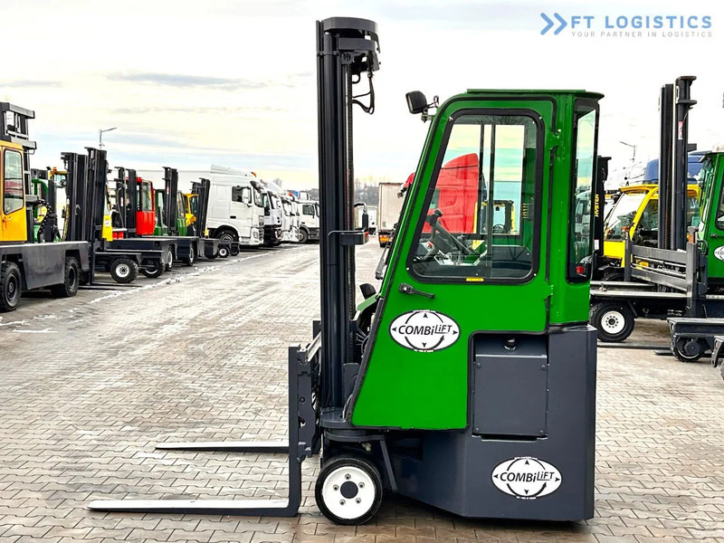 Combilift Combilift C3000CB - DUPLEX 4000mm - Year 2015 - / CABIN - HEATING / ONLY 6546 MTH / EXCELLENT CONDITION / LIKE NEW! Combilift C3 - Firevejs reach truck: billede 4 Combilift Combilift C3000CB - DUPLEX 4000mm - Year 2015 - / CABIN - HEATING / ONLY 6546 MTH / EXCELLENT CONDITION / LIKE NEW! Combilift C3 - Firevejs reach truck: billede 4