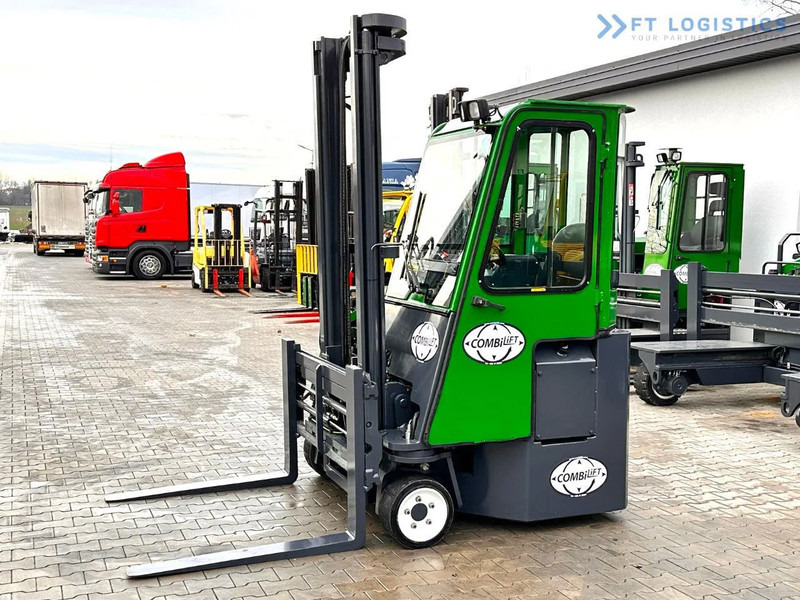 Combilift Combilift C3000CB - DUPLEX 4000mm - Year 2015 - / CABIN - HEATING / ONLY 6546 MTH / EXCELLENT CONDITION / LIKE NEW! Combilift C3 - Firevejs reach truck: billede 3 Combilift Combilift C3000CB - DUPLEX 4000mm - Year 2015 - / CABIN - HEATING / ONLY 6546 MTH / EXCELLENT CONDITION / LIKE NEW! Combilift C3 - Firevejs reach truck: billede 3