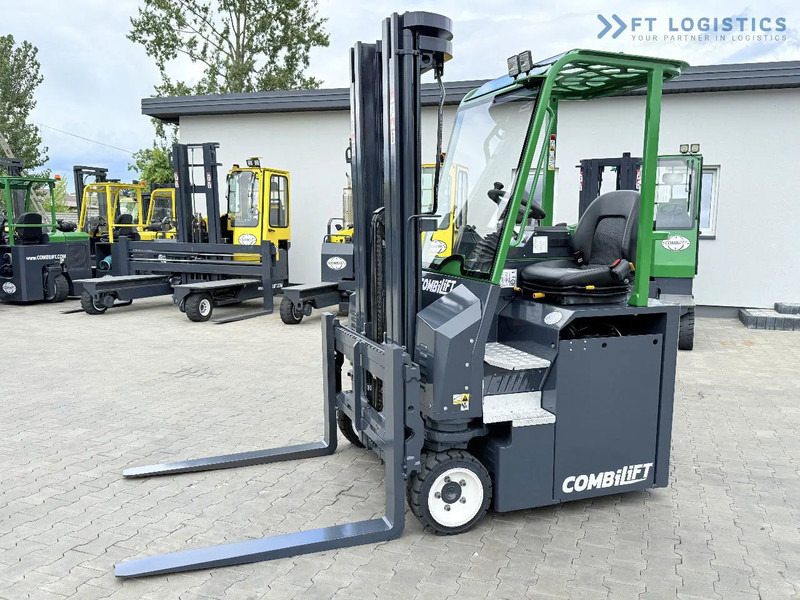 Combilift Combilift CBE2500 / TRIPLEX / 5500MM / FREE LIFT / ELECTRIC DRIVE / ONLY 2300 MTH / FORK POSITIONER / SIDE SHIFT / NEW TYRES / L - Firevejs reach truck: billede 2 Combilift Combilift CBE2500 / TRIPLEX / 5500MM / FREE LIFT / ELECTRIC DRIVE / ONLY 2300 MTH / FORK POSITIONER / SIDE SHIFT / NEW TYRES / L - Firevejs reach truck: billede 2