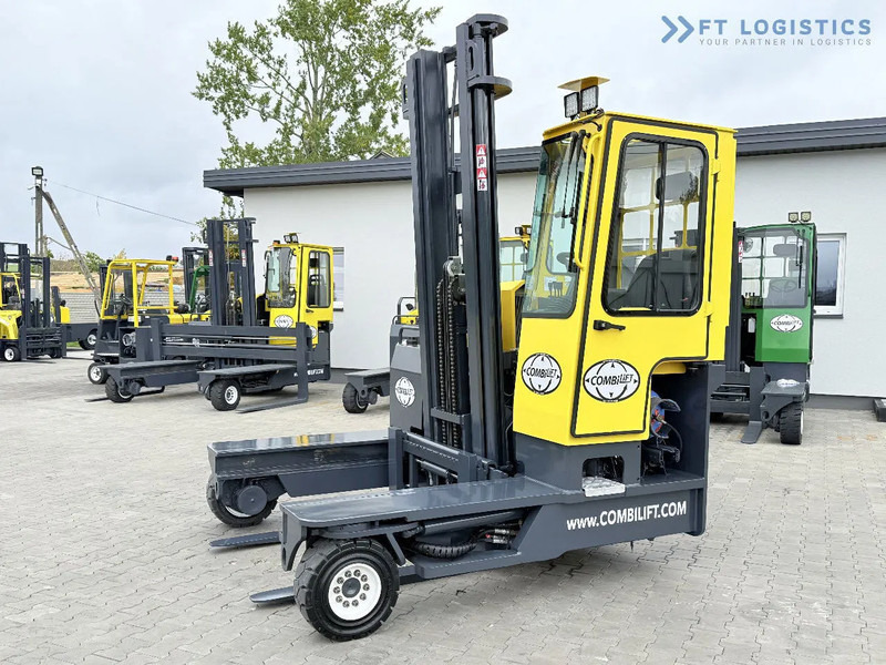 Combilift Combilift FOUR-WAY / MULTI-DIRECTIONAL FORKLIFT C4000 / GAS / DUPLEX 4600MM / ONLY 5614 OPERATING HOURS / FORK POSITIONER / FULL - Firevejs reach truck: billede 2 Combilift Combilift FOUR-WAY / MULTI-DIRECTIONAL FORKLIFT C4000 / GAS / DUPLEX 4600MM / ONLY 5614 OPERATING HOURS / FORK POSITIONER / FULL - Firevejs reach truck: billede 2