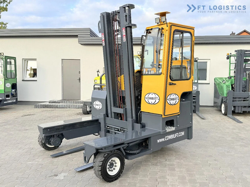 Combilift Combilift FOUR-WAY – MULTI-DIRECTIONAL FORKLIFT / COMBILIFT C4000 / DIESEL / DUPLEX 4100MM / FORK POSITIONER / FULL HEATED CABIN - Firevejs reach truck: billede 1 Combilift Combilift FOUR-WAY – MULTI-DIRECTIONAL FORKLIFT / COMBILIFT C4000 / DIESEL / DUPLEX 4100MM / FORK POSITIONER / FULL HEATED CABIN - Firevejs reach truck: billede 1