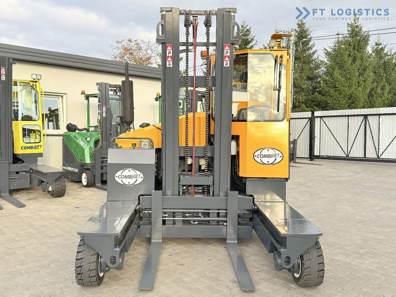 Combilift Combilift FOUR-WAY – MULTI-DIRECTIONAL FORKLIFT / COMBILIFT C4000 / DIESEL / DUPLEX 4100MM / FORK POSITIONER / FULL HEATED CABIN - Firevejs reach truck: billede 5 Combilift Combilift FOUR-WAY – MULTI-DIRECTIONAL FORKLIFT / COMBILIFT C4000 / DIESEL / DUPLEX 4100MM / FORK POSITIONER / FULL HEATED CABIN - Firevejs reach truck: billede 5