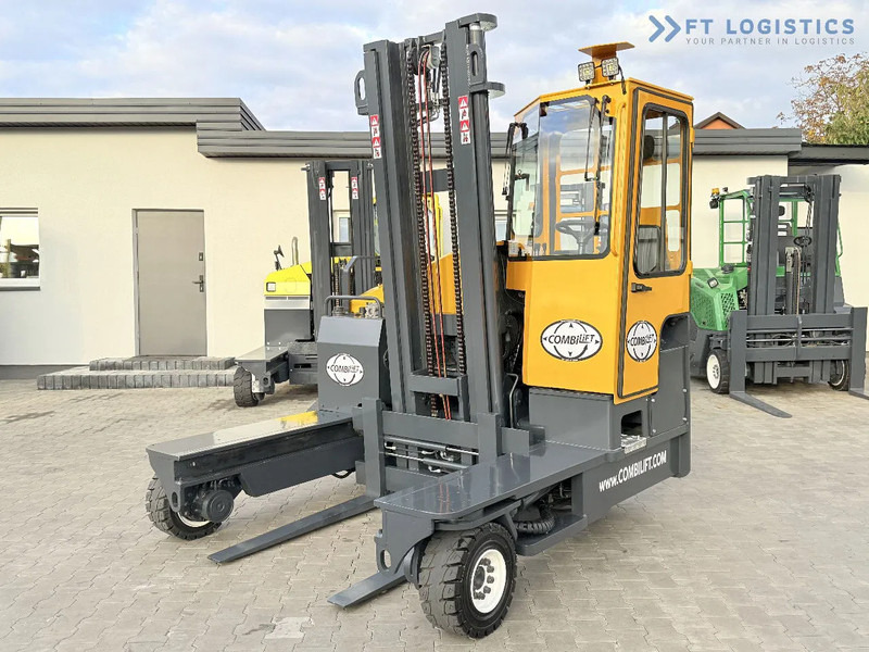 Combilift Combilift FOUR-WAY – MULTI-DIRECTIONAL FORKLIFT / COMBILIFT C4000 / DIESEL / DUPLEX 4100MM / FORK POSITIONER / FULL HEATED CABIN - Firevejs reach truck: billede 4 Combilift Combilift FOUR-WAY – MULTI-DIRECTIONAL FORKLIFT / COMBILIFT C4000 / DIESEL / DUPLEX 4100MM / FORK POSITIONER / FULL HEATED CABIN - Firevejs reach truck: billede 4