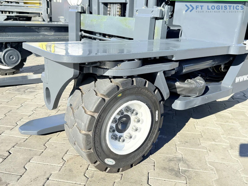 Combilift Combilift Four-Way Multi-Directional Forklift C3500 / Diesel / Duplex 4100 mm / Only 1532 Operating Hours / Fork Positioner / Fu - Firevejs reach truck: billede 4 Combilift Combilift Four-Way Multi-Directional Forklift C3500 / Diesel / Duplex 4100 mm / Only 1532 Operating Hours / Fork Positioner / Fu - Firevejs reach truck: billede 4