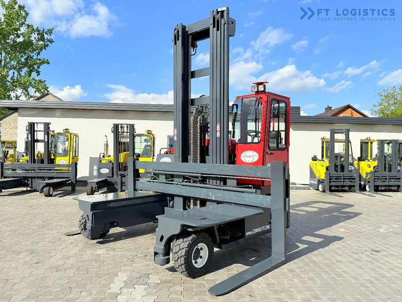 Combilift Combilift Wózki 4-kierunkowe C8000 / GAS / TRIPLEX 8300 / WIDE FORK POSITIRONER / FREE-LIFT / A comprehensive range of four-way - Firevejs reach truck: billede 1 Combilift Combilift Wózki 4-kierunkowe C8000 / GAS / TRIPLEX 8300 / WIDE FORK POSITIRONER / FREE-LIFT / A comprehensive range of four-way - Firevejs reach truck: billede 1