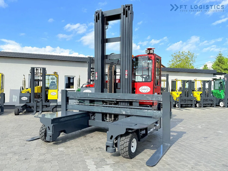 Combilift Combilift Wózki 4-kierunkowe C8000 / GAS / TRIPLEX 8300 / WIDE FORK POSITIRONER / FREE-LIFT / A comprehensive range of four-way - Firevejs reach truck: billede 3 Combilift Combilift Wózki 4-kierunkowe C8000 / GAS / TRIPLEX 8300 / WIDE FORK POSITIRONER / FREE-LIFT / A comprehensive range of four-way - Firevejs reach truck: billede 3
