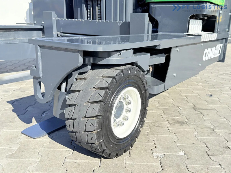 Combilift FOUR-WAY / MULTI-DIRECTIONAL FORKLIFT C4500 / DIESEL / TRIPLEX 4900MM / ONLY 4160 WORKING HOURS / FORK POSITIONER / FULL CABIN W - Firevejs reach truck: billede 3 Combilift FOUR-WAY / MULTI-DIRECTIONAL FORKLIFT C4500 / DIESEL / TRIPLEX 4900MM / ONLY 4160 WORKING HOURS / FORK POSITIONER / FULL CABIN W - Firevejs reach truck: billede 3