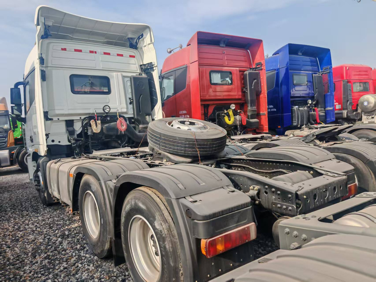 Auman 6×4 - Chassis påhængsvogn: billede 3 Auman 6×4 - Chassis påhængsvogn: billede 3