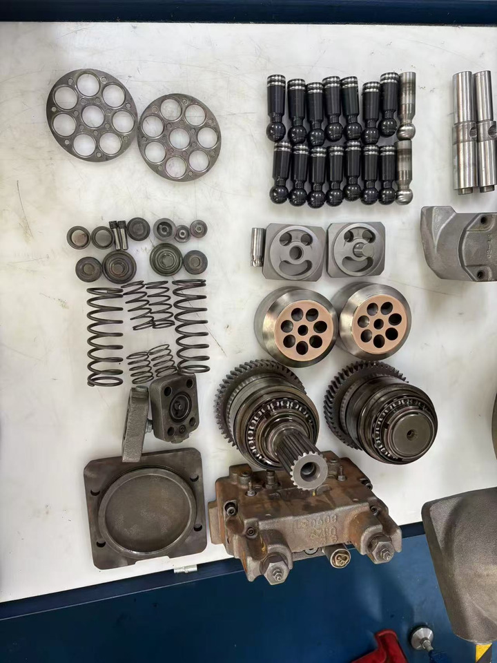 CATERPILLAR 320B pump - Hydraulikpumpe for Bæltegravemaskine: billede 2 CATERPILLAR 320B pump - Hydraulikpumpe for Bæltegravemaskine: billede 2