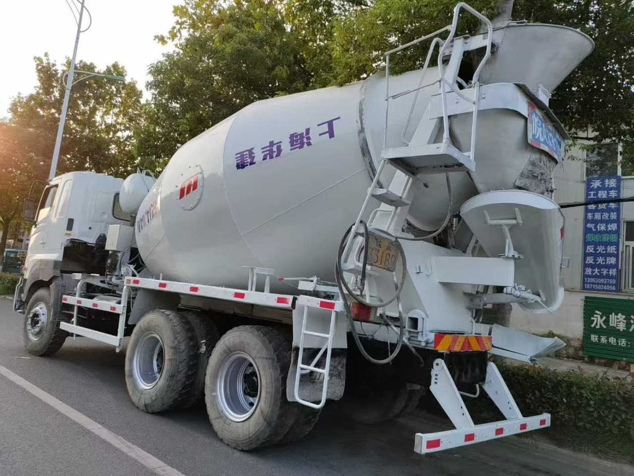 HINO 700 - Tankbil: billede 5 HINO 700 - Tankbil: billede 5